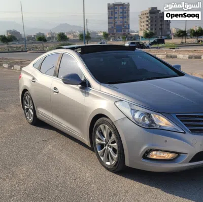 Hyundai Grandeur 4
