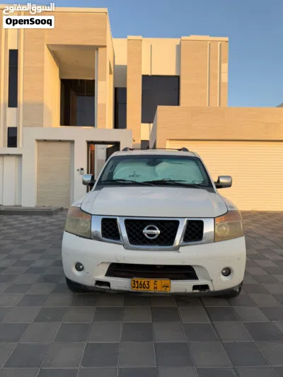 Nissan Armada Platinum 2