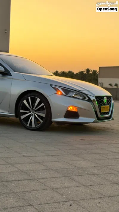 نيسان التيما S 4