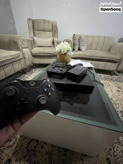 BRAND NEW XBOX ONE 2