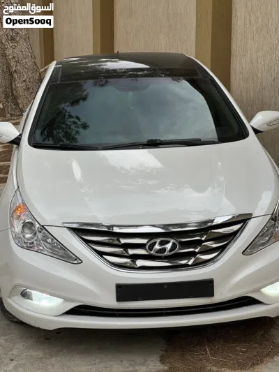 Hyundai Sonata SE 2