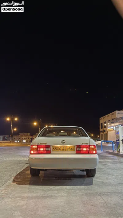 Lexus LS LS 400 3