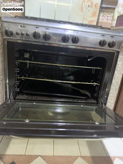 مجموعة أغراض للبيع بسعر حرق 4