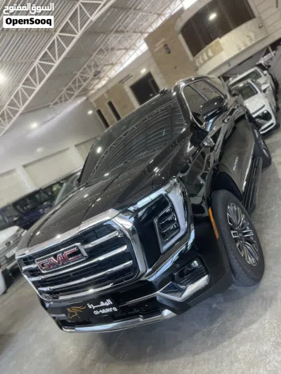GMC Yukon Standard 3