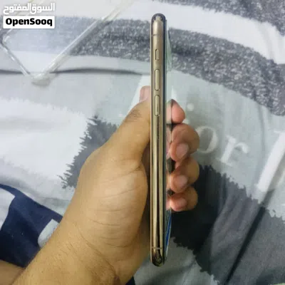 IPHONE 11 PRO 256 Gb 100 ري 2