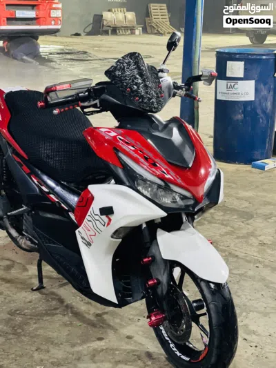 Yamaha Aerox 4