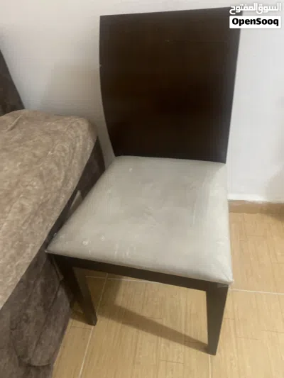 طاوله سفره ثمن مقاعد خشب وقزاز من اي كيا طاوله فخمه وبحاله الوكاله 2