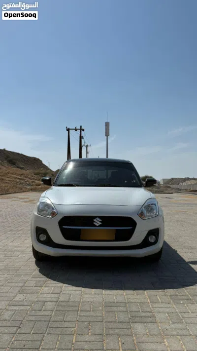 Suzuki Swift Standard 2
