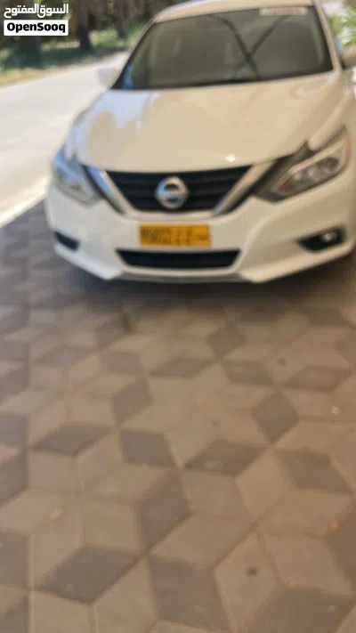 نيسان التيما S 2