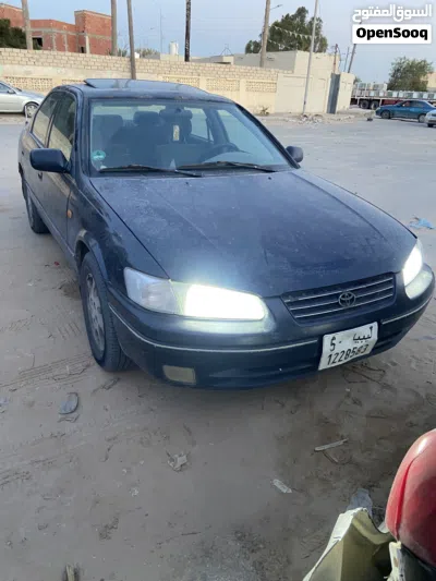 تويوتا كامري LE 4