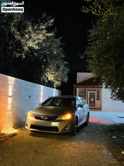 Toyota Camry XLE 2