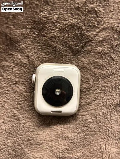 ساعة Apple Watch SE2 حجم 40m 3