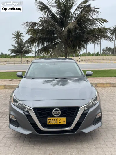 Nissan Altima S 3