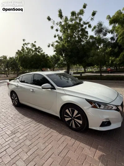 Nissan Altima SL 2