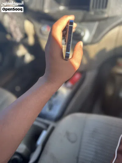 ايفن 13برو للبيع 2