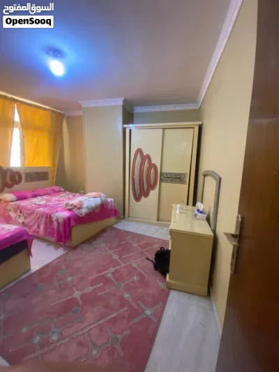 شقه للايجار في المهندسين مكونه من 3 غرف و 3 حمام 2