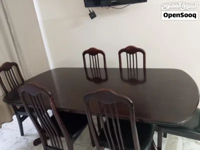 للبيع اثاث بيت مكونه من غرفه نوم وجلسه 2