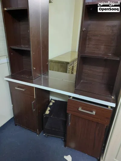 double bed and dressing table in good condition 4