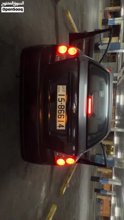 Chevrolet Optra LS 2