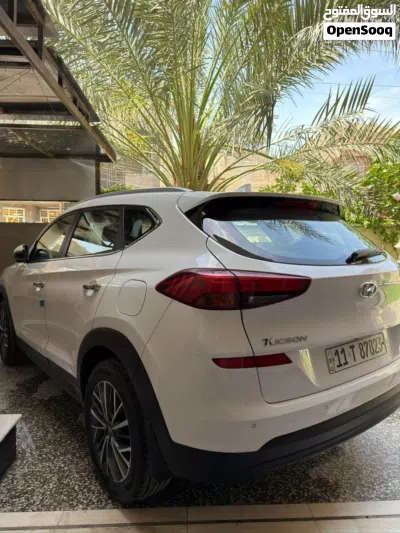Hyundai Tucson GLS 4