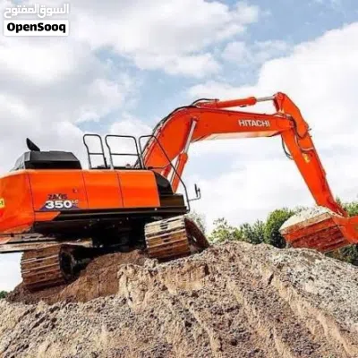 Hitachi ZX350 Excavator, Model 2022 4