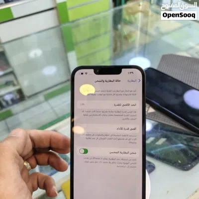 ايفون 13 شرق اوسط وكاله بطاريه 89 3