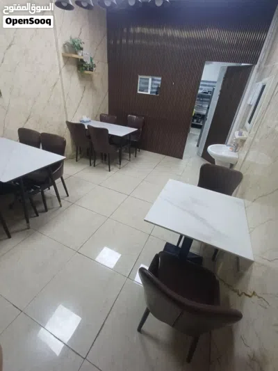 Restaurant tols available 3