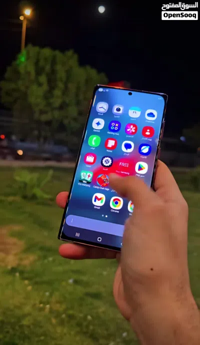 سامسونج اس 22 الترا لون احمر مميز مراوس او بيع 3