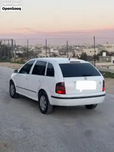 سكودا فابيا Standard 4