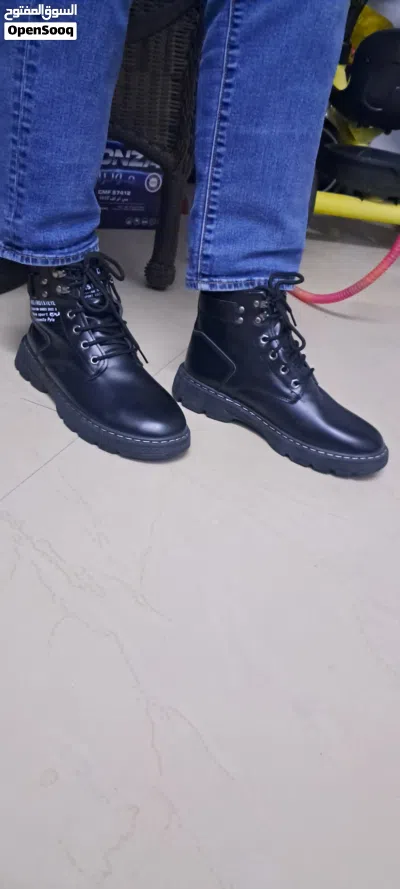 Black shoes for sell size 43 4