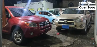 Toyota RAV 4 LE 3