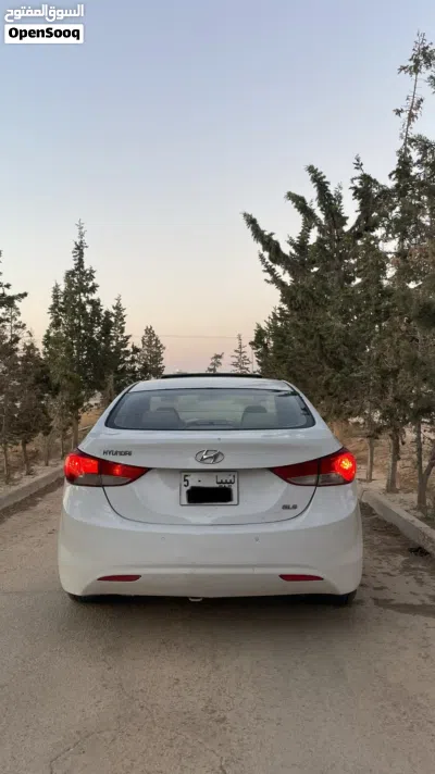 Hyundai Elantra GL 4
