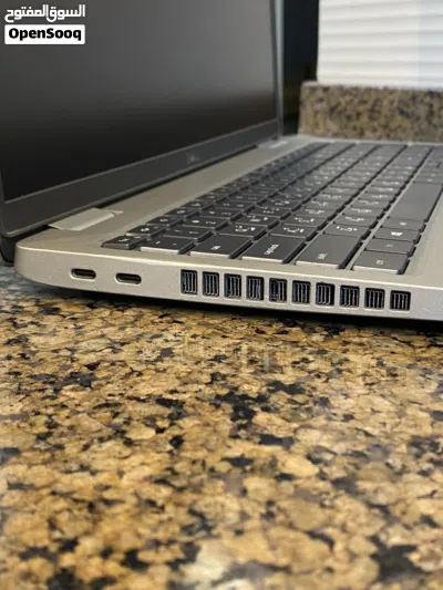 لابتوب ديل Dell precision 3560 laptop شاشه 15.6 شاشه لمس اداء عالي وقوي جدا 4