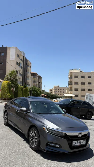 Honda Accord Touring 2
