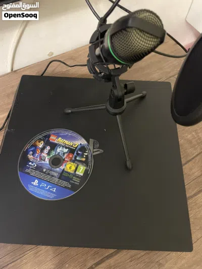 ببيع جهاز PlayStation 4 Pro 4K حالة ممتازة جدًا وكأنه جديد تقريبًا 2