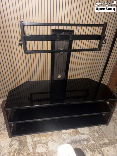 ميز تلفزيون مع حامل تلفزيون 2