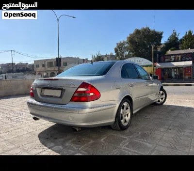 مرسيدس بنز الفئة-E E 200 2