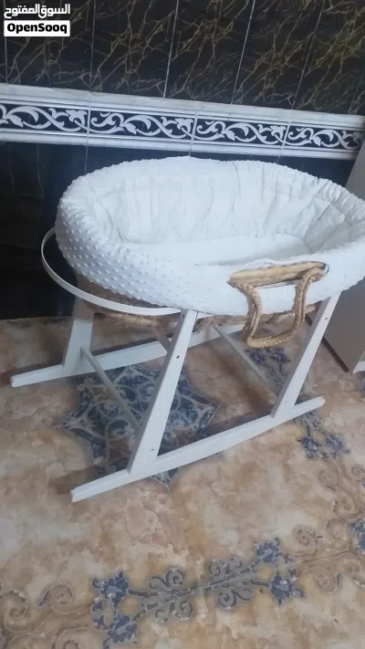 baby cot +swing 4