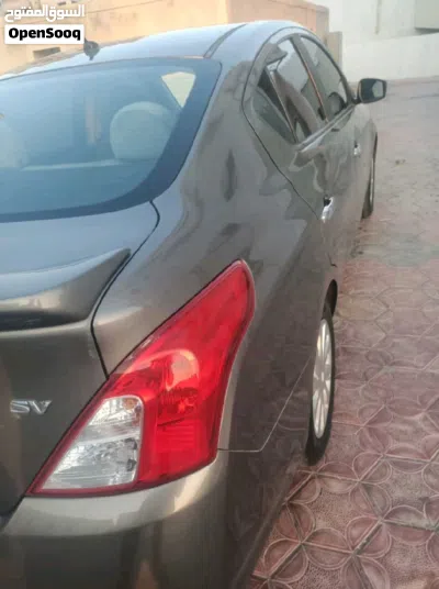 نيسان فيرسا SR 3