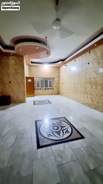 بيت طابقين للايجار في القبلة - حي الجامعة 2