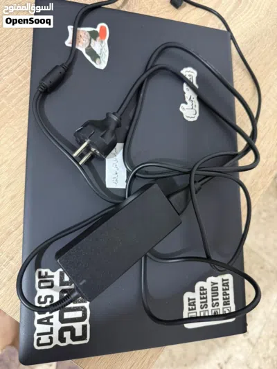 Dell Vostro 3520 شبه جديد جيل12 3