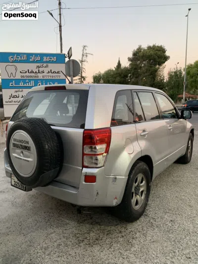 Suzuki Grand Vitara Standard 4