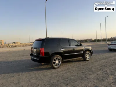 كاديلاك اسكاليد Premium 2
