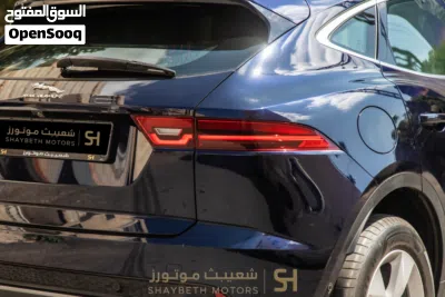 جاكوار E-Pace Standard 3