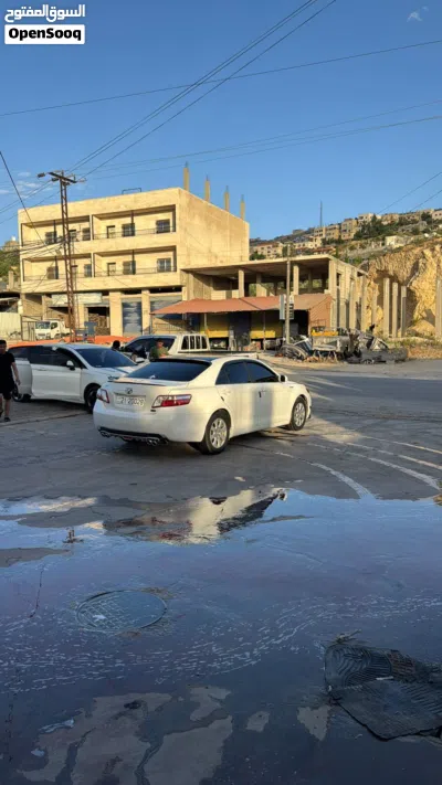 تويوتا كامري XLE 4