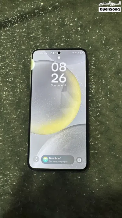 Samsung Galaxy S24 - 128 GB - Snapdragon8 - Gen3 2