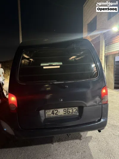 هيونداي H 100 4