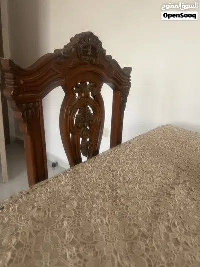 سفرة طعام 8 كراسي 4