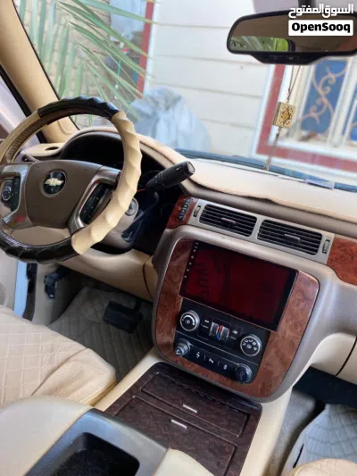 Chevrolet Tahoe 1LT 4