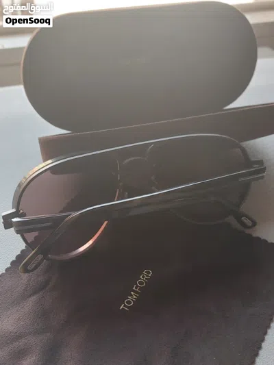 للتواصل واتس اب للبيع نظاره Tom Ford اصليه كامله المرفقات 3